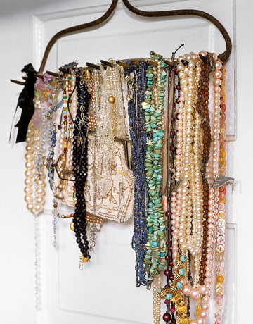 Jewelry Storage - Compliments for www.shelterness.com